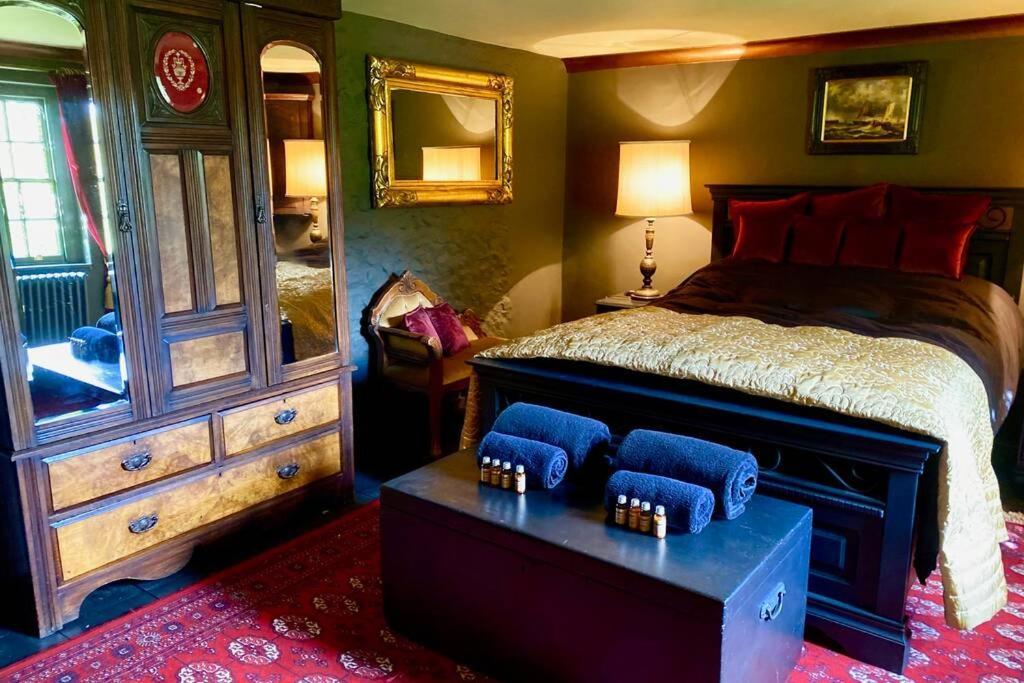 17Th Century Boutique Getaway In The Countryside Lejlighed Martin Mill Eksteriør billede
